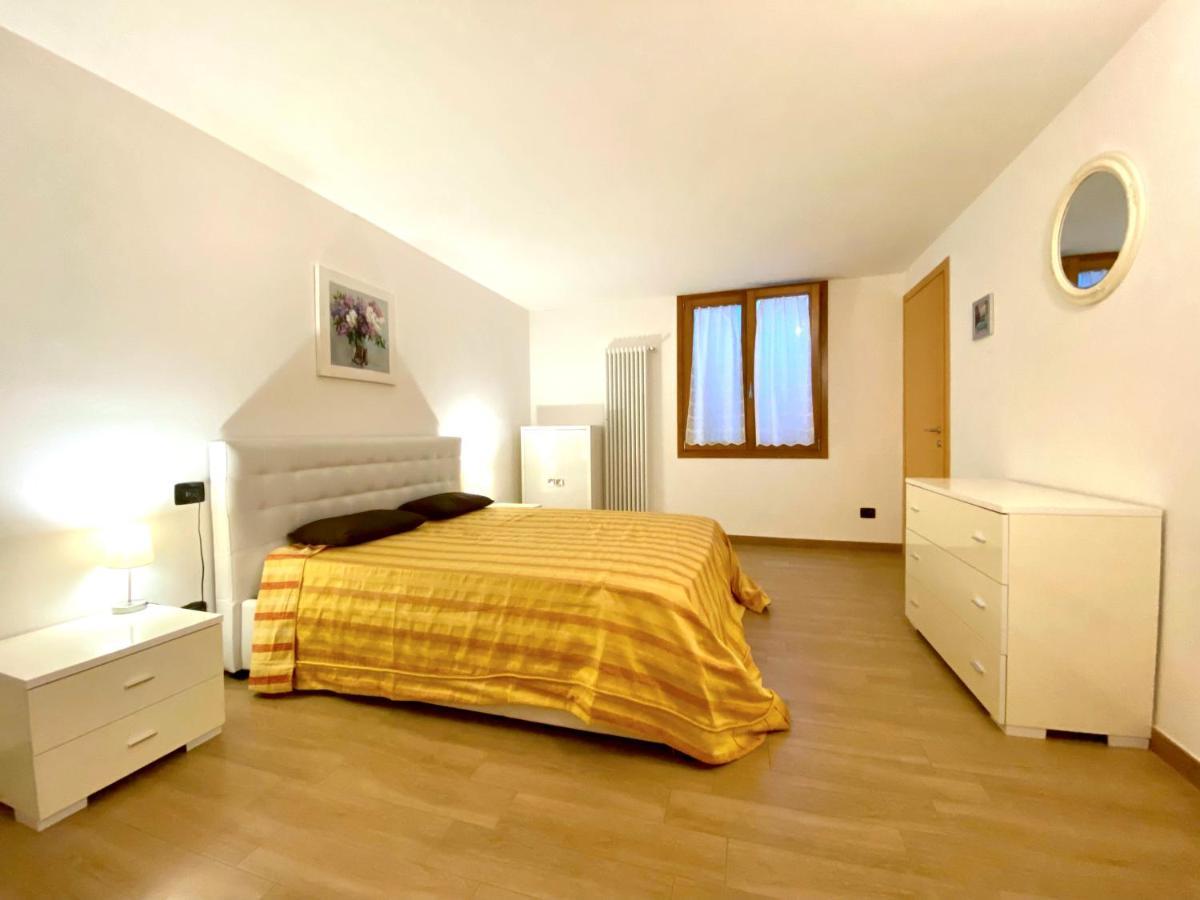Family Fun Apartment Mezzegra Eksteriør billede